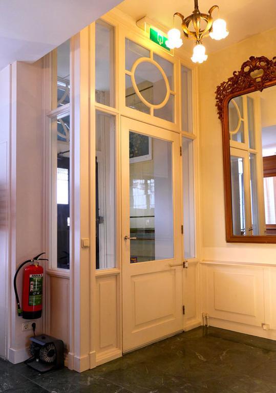 Hotel Adolesce Amsterdam Bagian luar foto