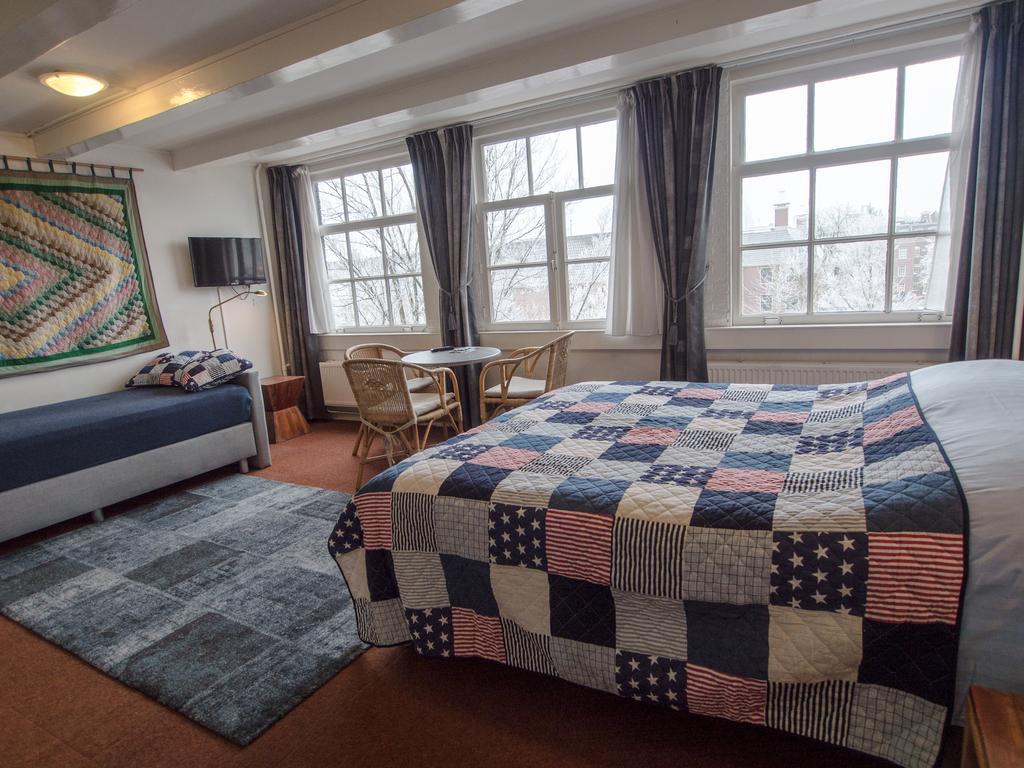 Hotel Adolesce Amsterdam Bagian luar foto